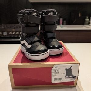 Like New Vans Juvie Toddler Snowboard Boots